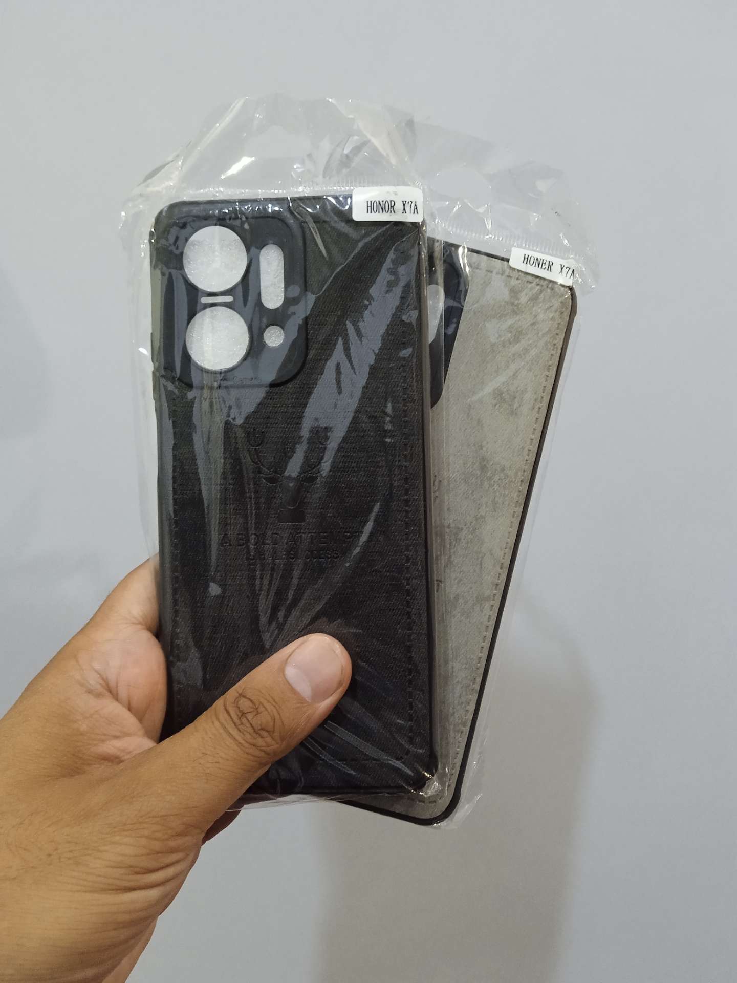قاب چرمی پارچه ای  گوشی Honor X7A آنر طرح گوزنی